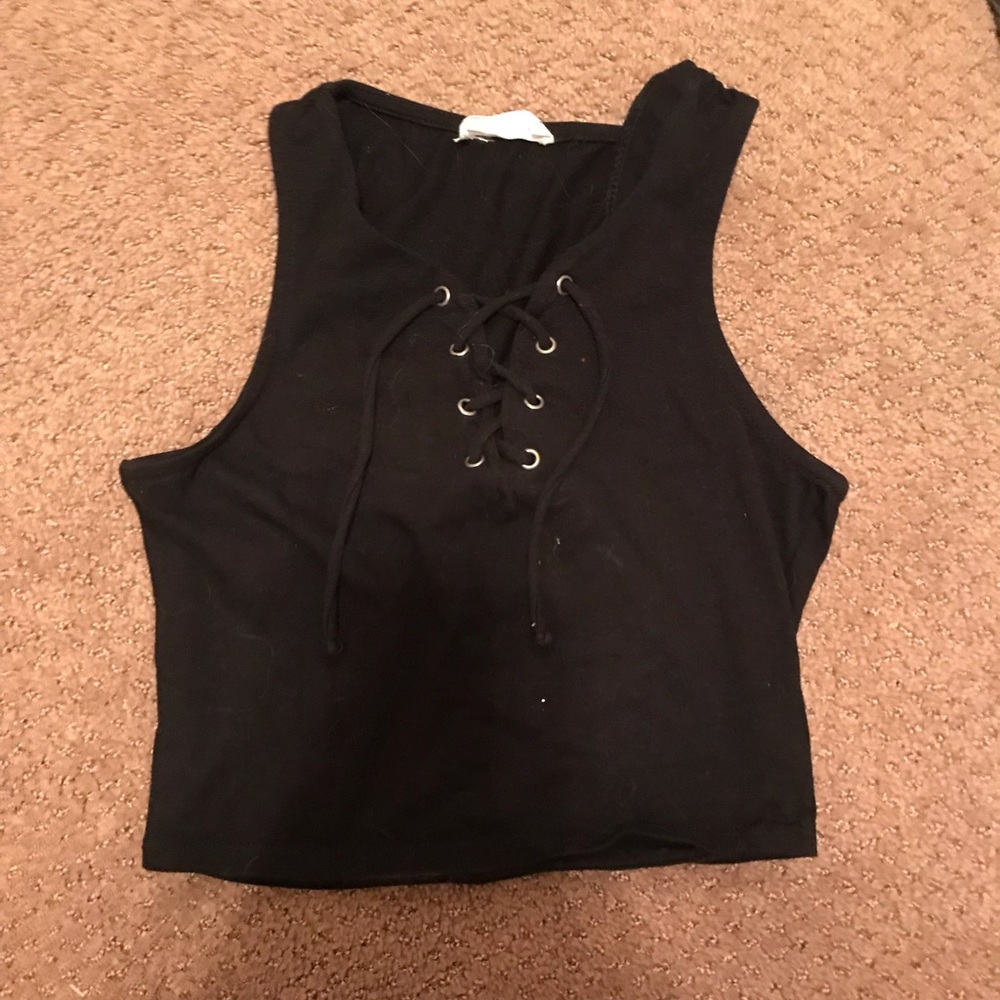 Tillys black crop top❤️